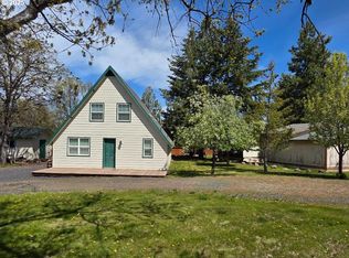 121 S Mike Rd, Tygh Valley, OR 97063
