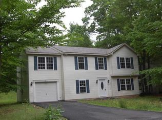 3135 Hamlet Dr, Coolbaugh Twp, PA 18466