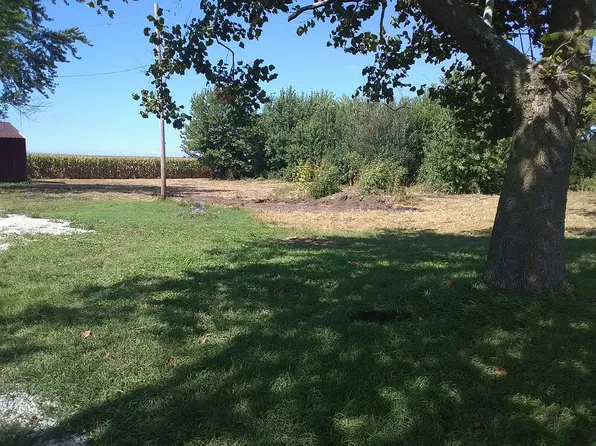 30708 N 1600 East Rd, Gridley, IL 61744