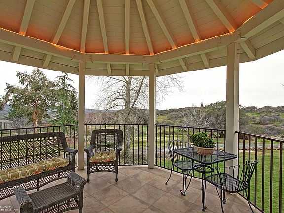 3rd image of 13795 Countryside Ranch Rd