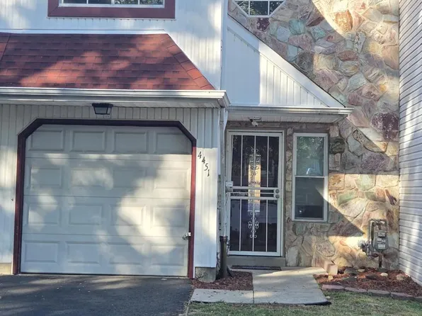 4451 Ernie Davis Cir, Philadelphia, PA 19154