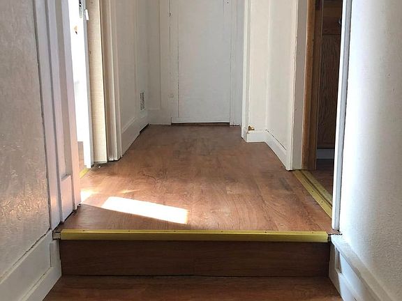 2nd image of 217 2nd Ave W #1