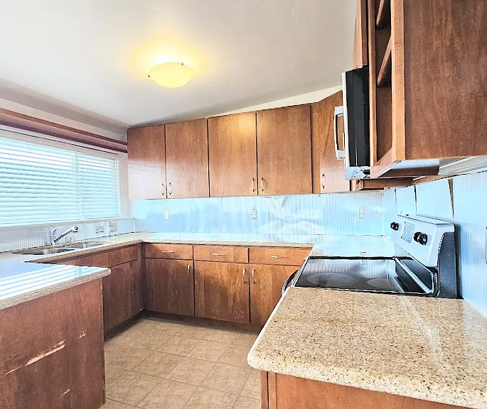 4960 Coronado Ave #6 — Photo 1