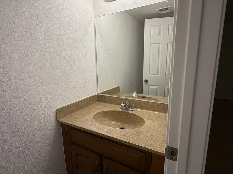 1784 S Fairway Cir — Photo 5