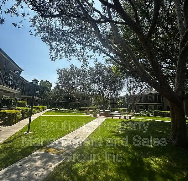 660 S Glassell St #88 — Photo 17