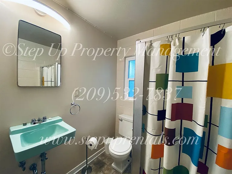 483 E Jackson St — Photo 7