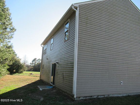 4th image of 2100 Deerwood Lane