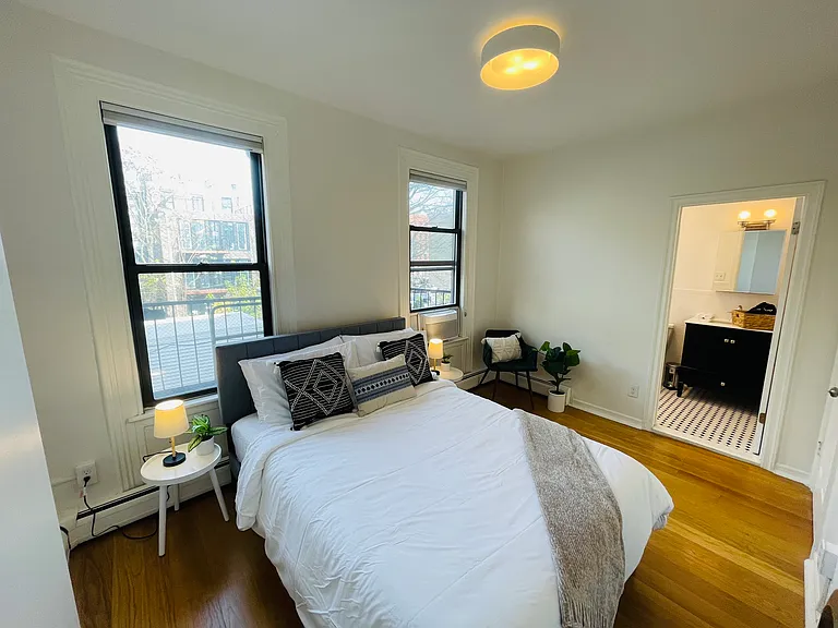 134 Wayne St #2 — Photo 5