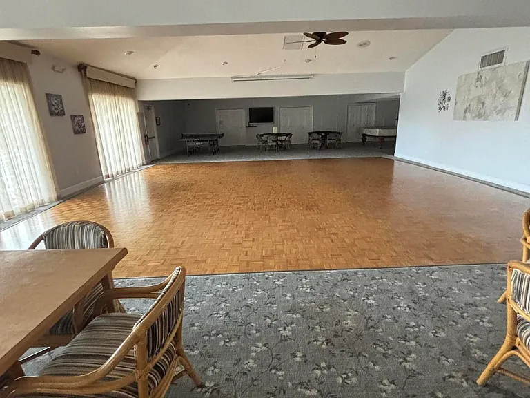 8833 Bella Vista Dr #8833 — Photo 38