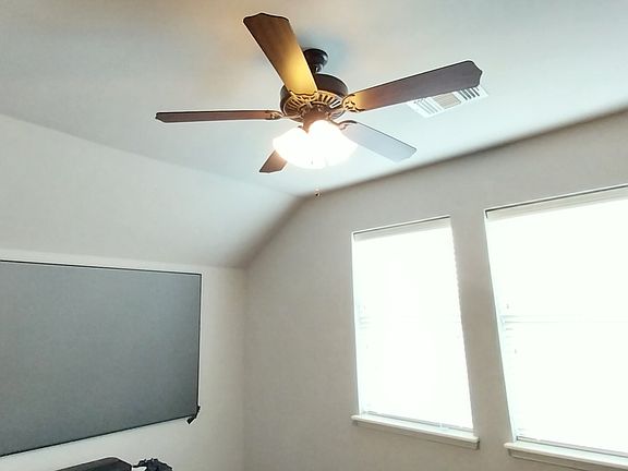 4th image of 18425 Salvador Rd