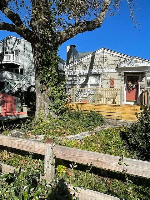 435 Winston Salem Ave — Photo 3