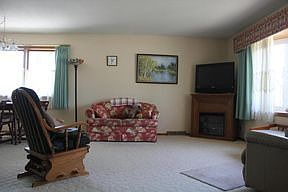 3rd image of 1245 Lake Ave