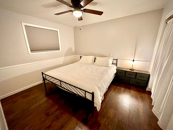 3rd image of 211 University Dr APT A