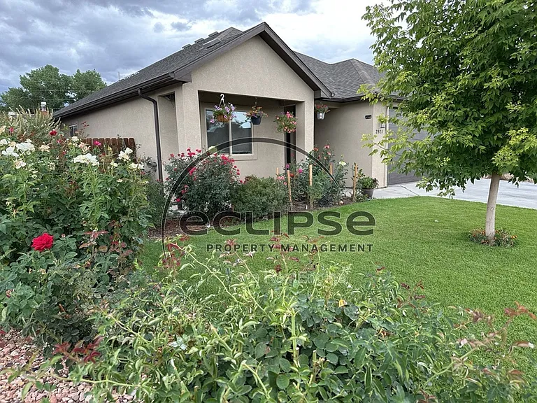 2921 Magnolia Ave — Photo 48