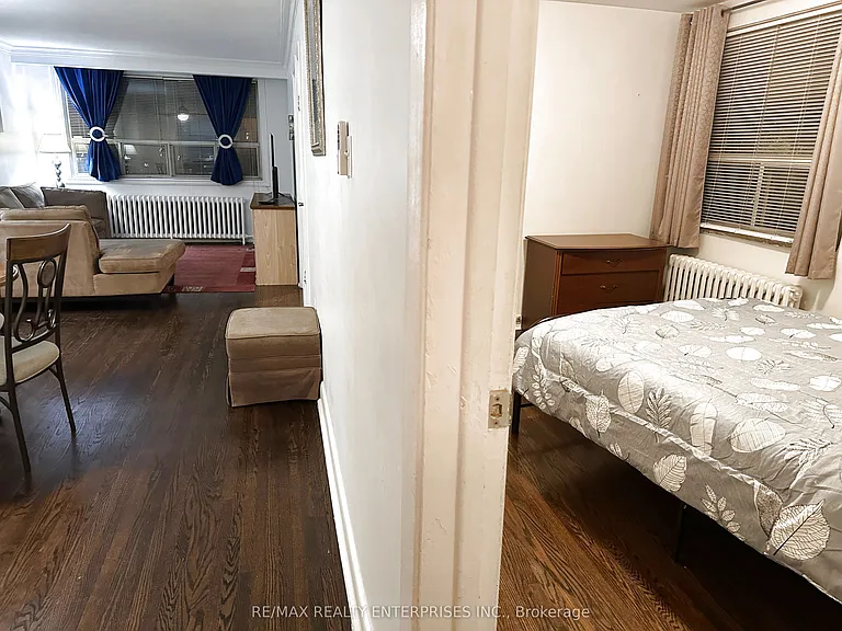 297 Lakeshore Rd E #2 — Photo 10