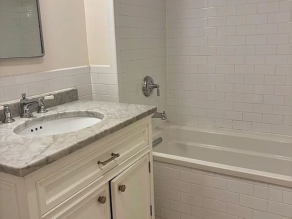 5th image of 37 Prospect Pl