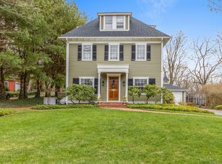 36 West Ave, Essex, CT 06426