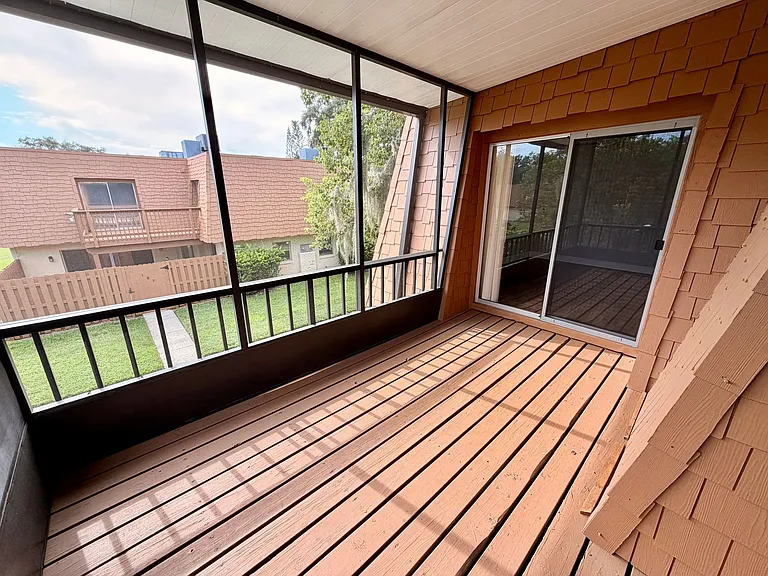 190 Moonstone Ct — Photo 13