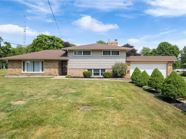 6244 Firestone Rd NE, Canton, OH 44721