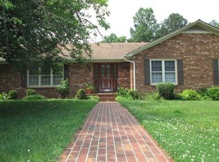 105 Dovie Ct, Danville, VA 24541