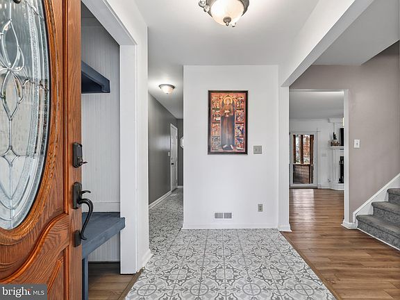 3rd image of 3216 Aquia Dr