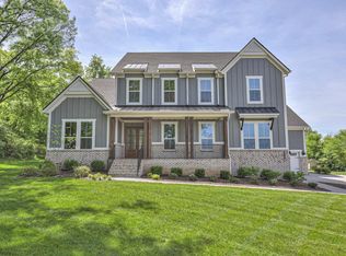 676 Concord Dr, Gallatin, TN 37066