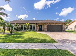 13434 NW 10th St, Sunrise, FL 33323