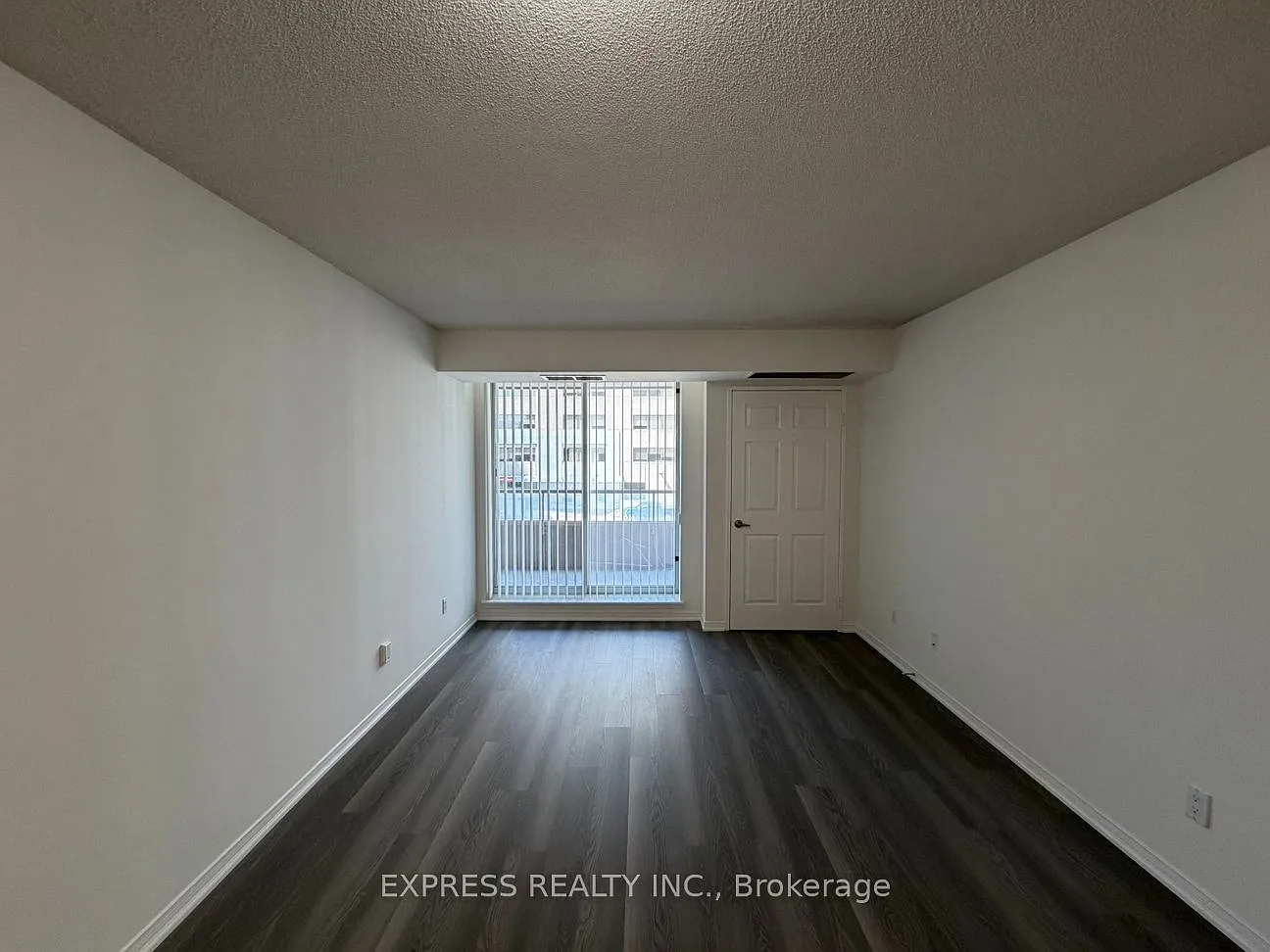 2 bed, $3,100 — Photo 4
