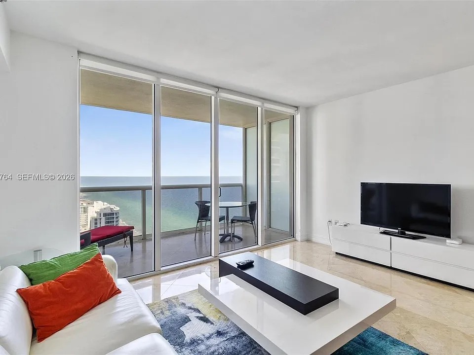 1830 S Ocean Dr #3809