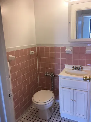 Rented by Chana Ofek, LREB | media 9