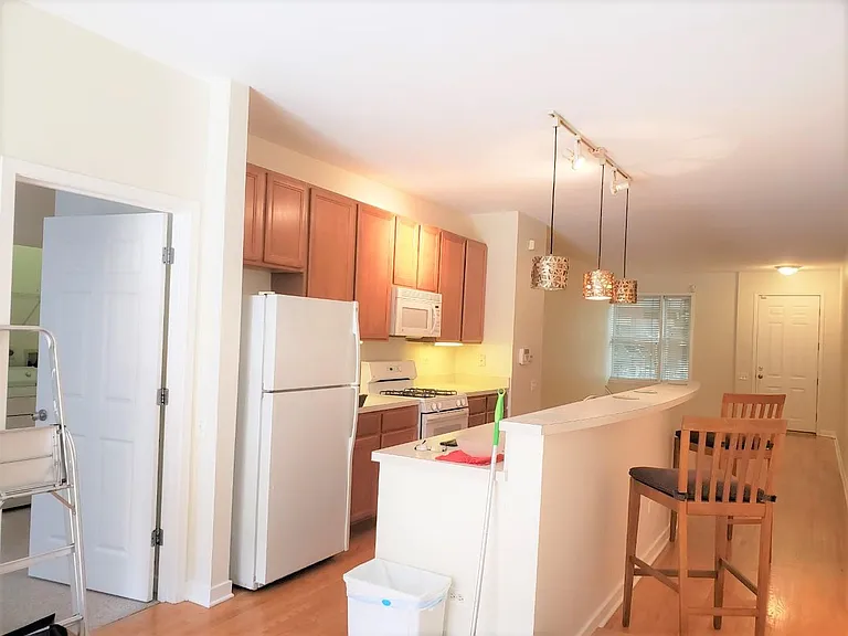 1356 W Fillmore St #A — Photo 5
