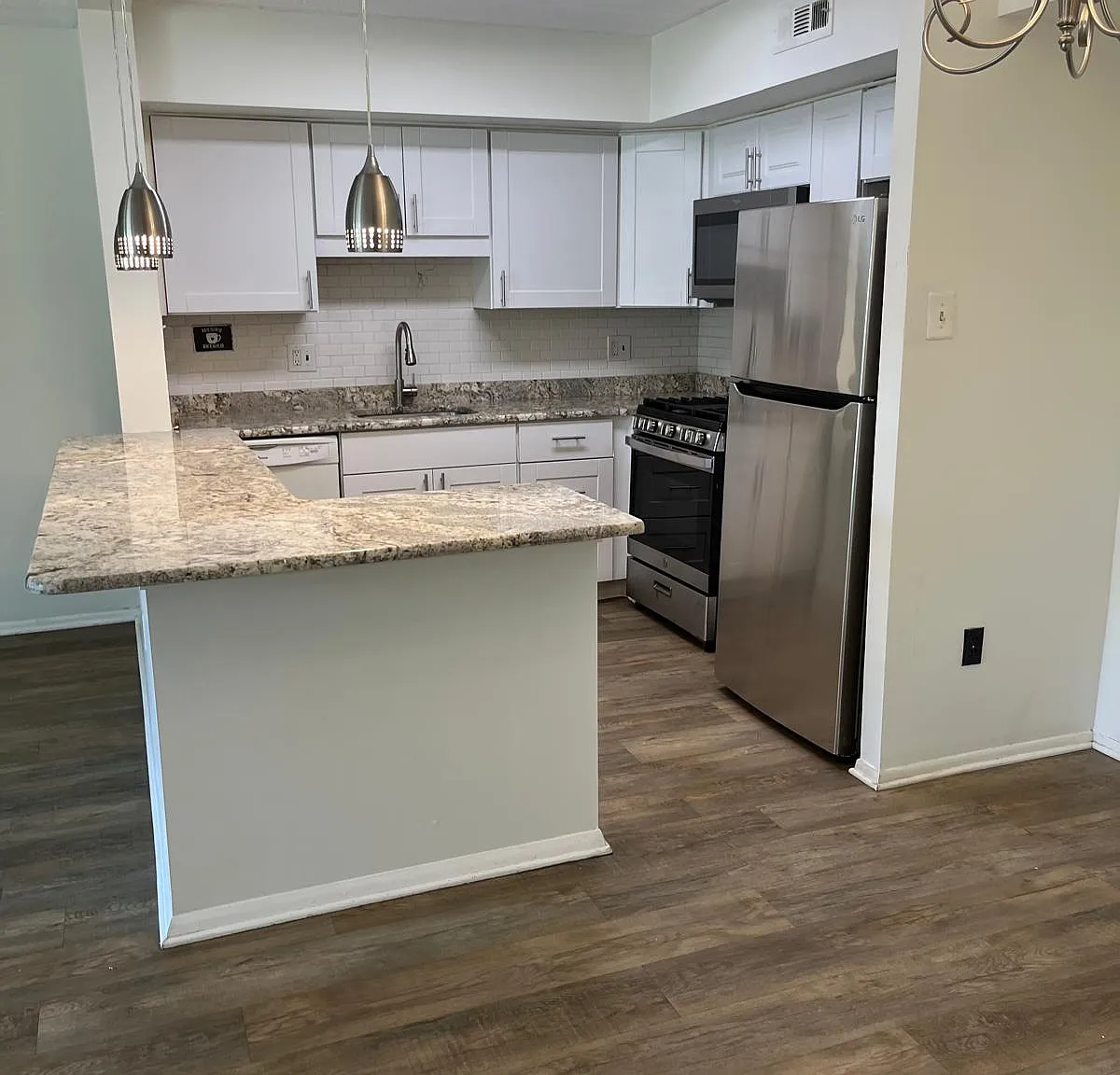 1 bed, 660 sqft, $1,650 — Photo 2