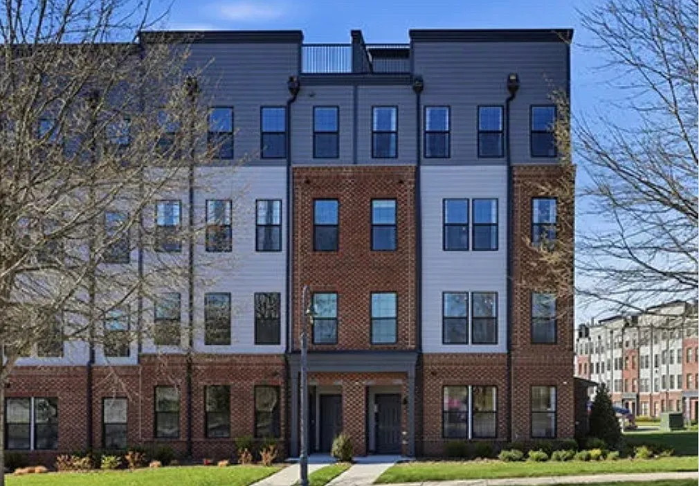 Garland Ln, Midlothian — Photo 1
