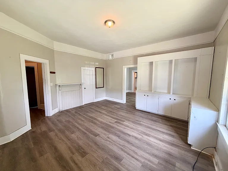 121 Farmer St — Photo 8