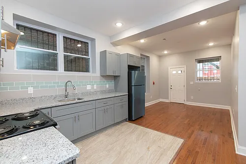 1021 W Dauphin St #1 Photo 1