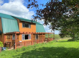 502 Rutledgedale Rd, Equinunk, PA 18417