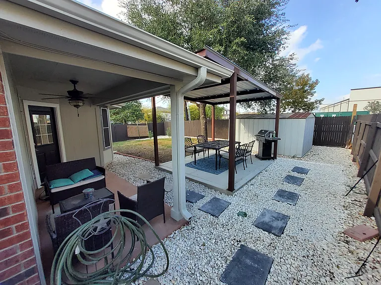 10007 Autumn Run Ln — Photo 34