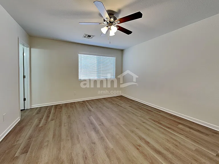 15374 W Gelding Dr — Photo 9