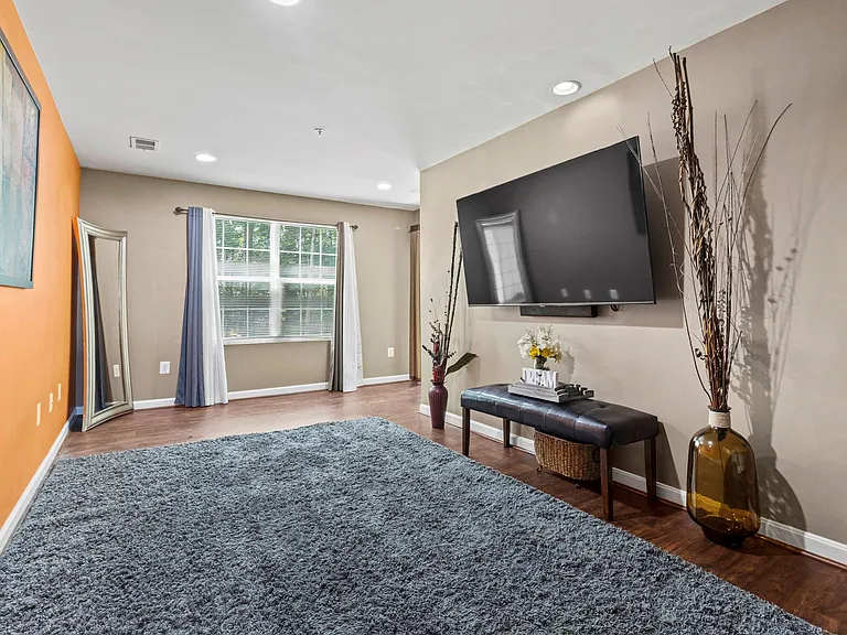 7526 Stonehouse Run Dr — Photo 26