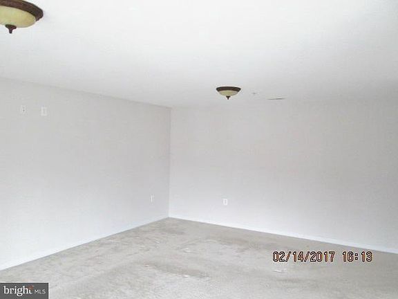 3rd image of 101 Carols Pl APT 36-136