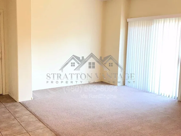 2919 S 93rd Ave — Photo 2