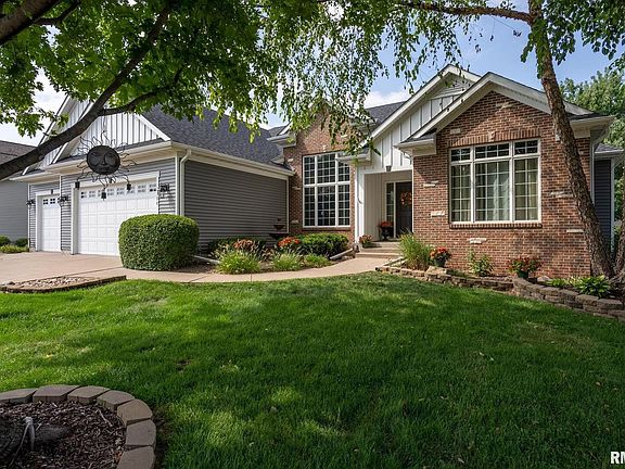 2nd image of 3390 Adele Ln