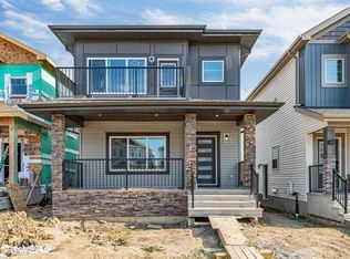 352 Roberts Cres, Leduc, AB T9E1N4