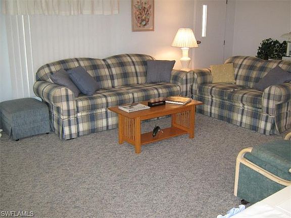4th image of 4705 Lahaina Ln