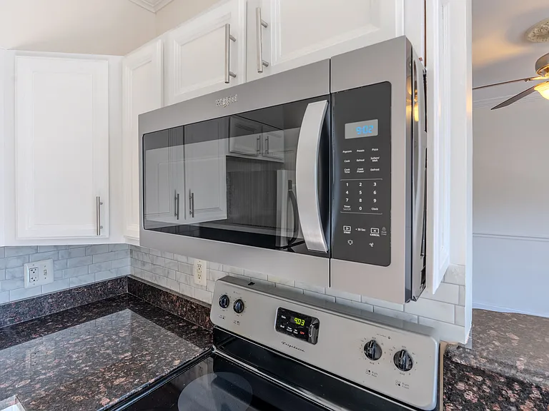 315 Evarts St NE #102 — Photo 14