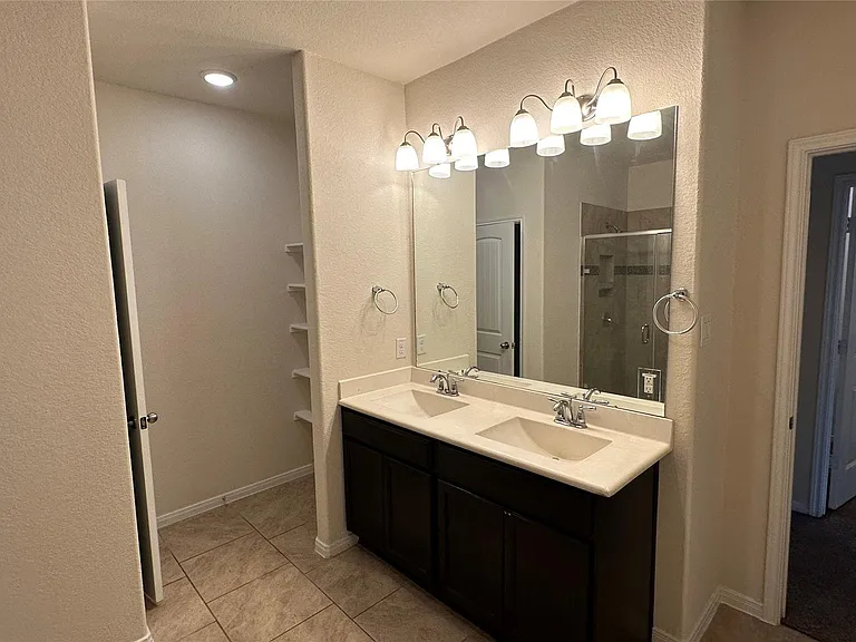 14046 Sand Ridge Xing — Photo 12
