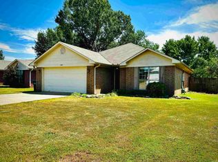 4605 Thompson St, Conway, AR 72034