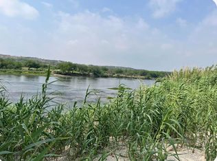 5 Vega Verde Rd #5, Del Rio, TX 78840