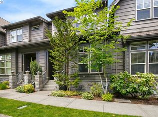 10582 SW Windwood Way, Portland, OR 97225