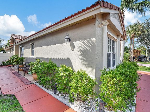 2nd image of 4676 Concordia Lane